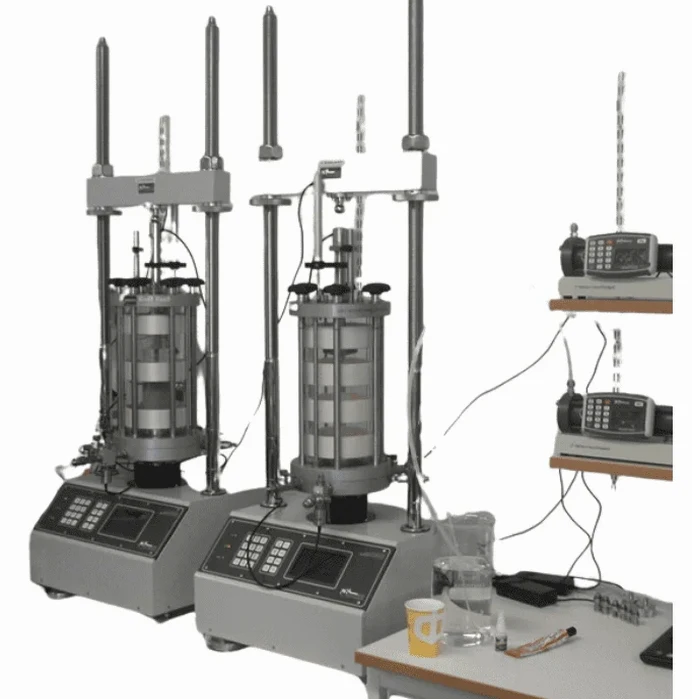 Essai triaxial à Nantes : paramètres de résistance au cisaillement par notre laboratoire